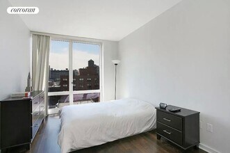 340 E 23rd St in New York, NY - Building Photo - Building Photo
