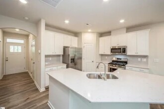 311 Rodessa Ln in Travelers Rest, SC - Building Photo - Building Photo