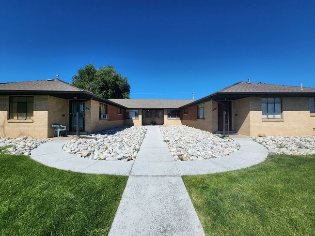 property at 3523 Hudson St