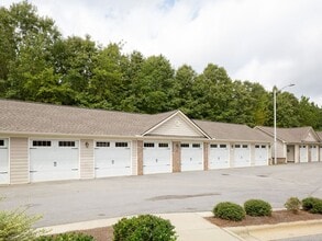 1871 Jennifer Ln in Fayetteville, NC - Building Photo - Building Photo