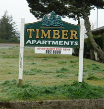 Timber Apartments in Florence, OR - Building Photo - Building Photo