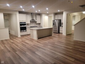 13228 Caterwood Cir in Fishers, IN - Building Photo