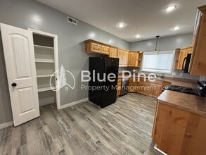 2803 Mary Dr in Idaho Falls, ID - Building Photo - Building Photo