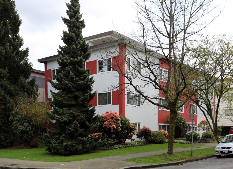 2726 Spruce St in Vancouver, BC - Building Photo