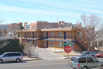 1206 Dr Martin Luther King Jr Ave NE in Albuquerque, NM - Foto de edificio - Building Photo