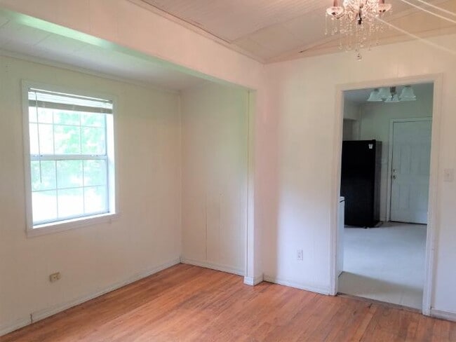 2105 Ginger St in Leesville, LA - Building Photo - Building Photo