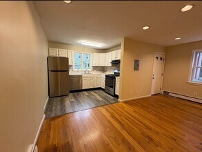 6 Northey St in Salem, MA - Building Photo - Building Photo