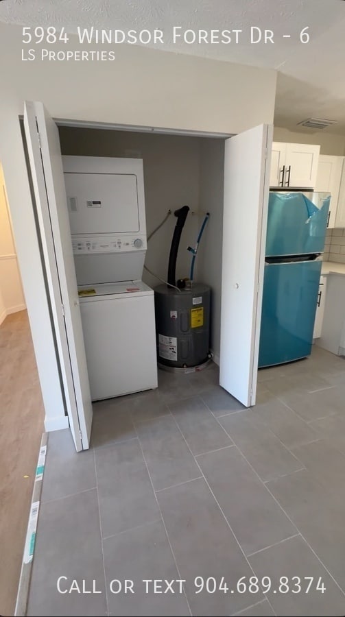 5984 Windsor Forest Dr in Jacksonville, FL - Foto de edificio - Building Photo