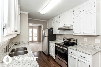 813 7 Springs Dr in Birmingham, AL - Foto de edificio - Building Photo