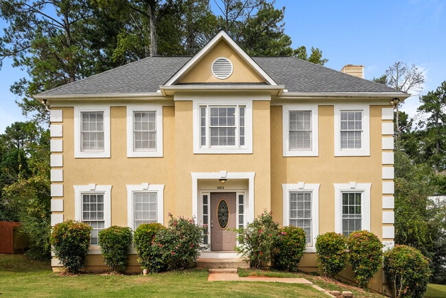 property at 1484 Yorktown Dr NW