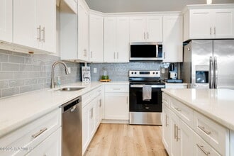 114 Gadwall Dr in Youngsville, LA - Building Photo - Building Photo