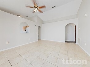 6315 Tabogi Trail in Wesley Chapel, FL - Building Photo - Building Photo