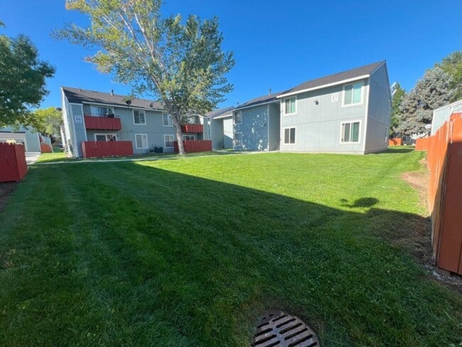 property at 4600 Neil Rd