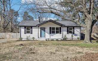 109 Rosswood Dr in Smyrna, TN - Building Photo