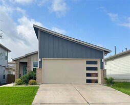 2307 Langdale Ln in Austin, TX - Building Photo