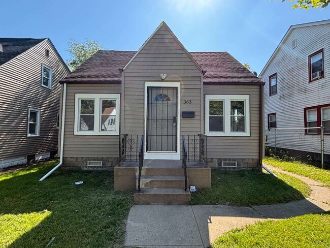 property at 363 Taft Pl