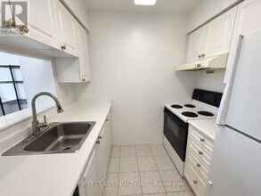 3 Pemberton Ave in Toronto, ON - Building Photo - Building Photo