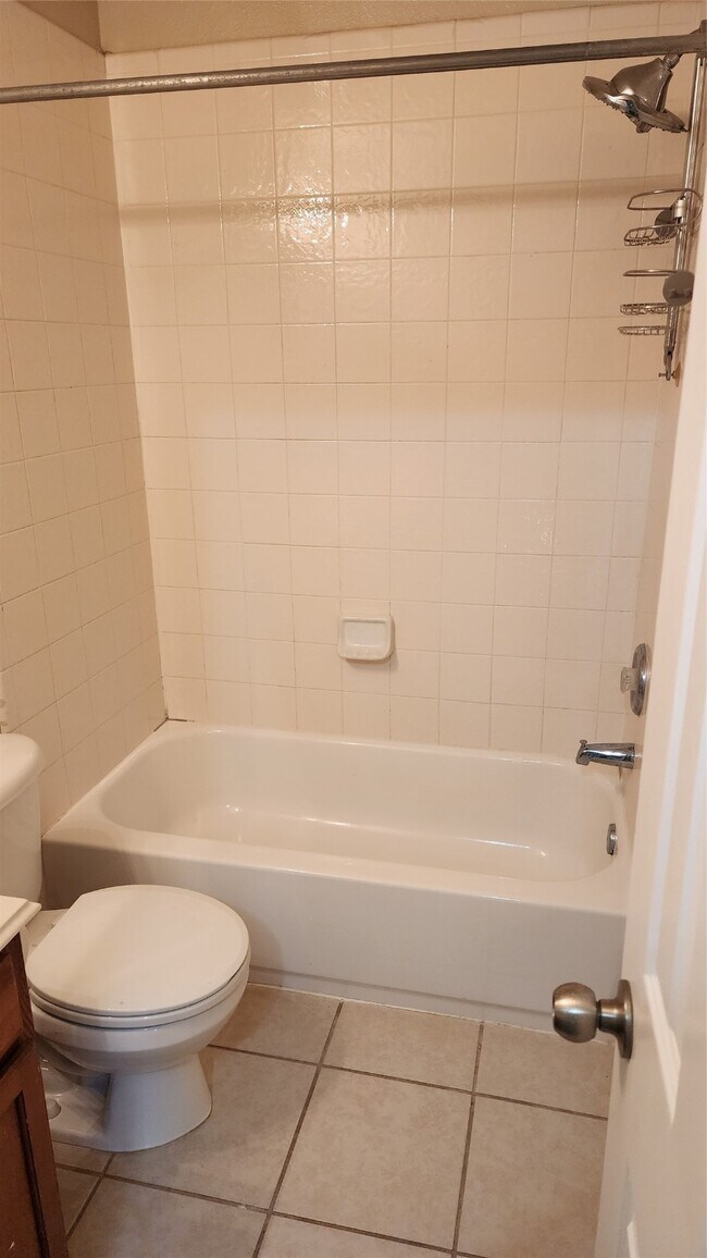 property at 3911 Falvel Cove Dr