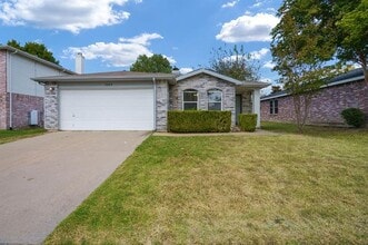 3208 Legend Dr in McKinney, TX - Building Photo - Building Photo