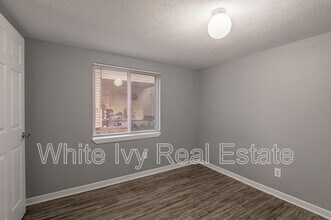 26612 Primrose Ct in Huntsville, TX - Building Photo - Building Photo