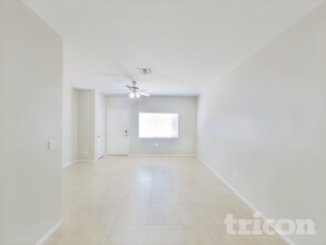 17610 N 17th Pl in Phoenix, AZ - Building Photo - Building Photo