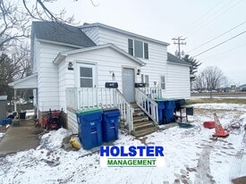 1704 Merrill Ave in Wausau, WI - Building Photo