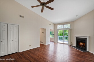 105 Mt Ln in Manasquan, NJ - Building Photo - Building Photo