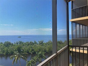 3321 Sunset Key Cir in Punta Gorda, FL - Building Photo - Building Photo