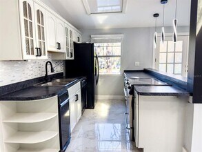 12116 N 52nd St in Temple Terrace, FL - Building Photo - Building Photo