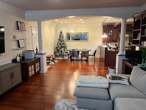 1442 W Fullerton Ave, Unit 3c in Chicago, IL - Foto de edificio - Building Photo