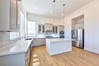 3403 Timbergrove Oaks St in Houston, TX - Building Photo - Building Photo