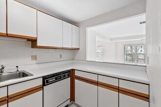 1 Watermill Pl in Arlington, MA - Building Photo - Building Photo