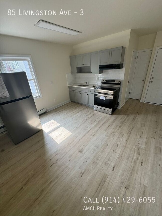 property at 85 Livingston Ave