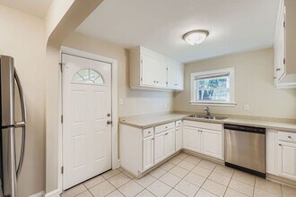 16855 Sayre Ave in Tinley Park, IL - Building Photo - Building Photo