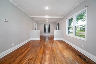 120 E Screven St in Milledgeville, GA - Building Photo - Building Photo