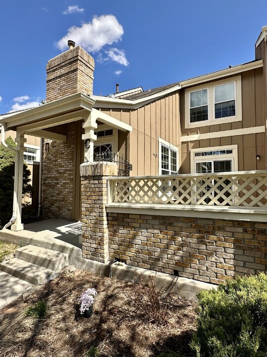 2983 W Long Dr, Unit C in Littleton, CO - Building Photo