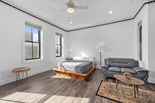 18 W Elder St in Cincinnati, OH - Building Photo