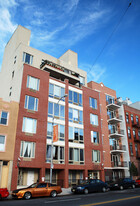 651 Washington St in New York, NY - Building Photo