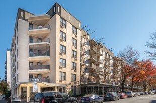 The Pelham in Bronx, NY - Building Photo