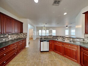 6245 Devonhurst Dr in Jacksonville, FL - Building Photo - Building Photo