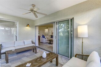 760 Willowbrook Dr in Naples, FL - Building Photo - Building Photo