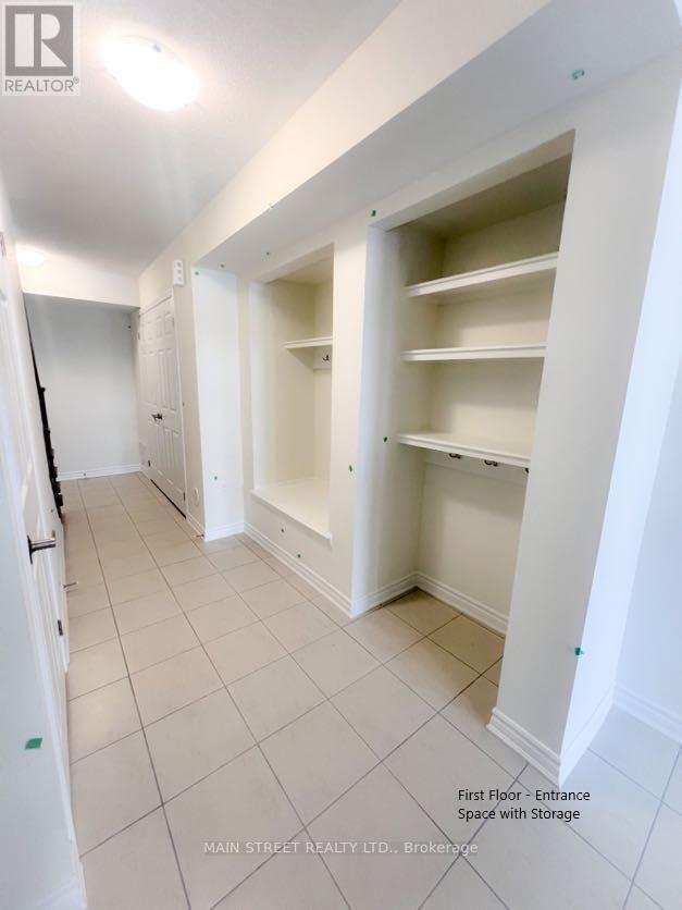 3327 Thunderbird Prom in Pickering, ON - Building Photo - Building Photo