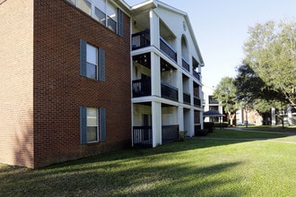 Hidden Oaks Apartments in Biloxi, MS - Building Photo - Building Photo