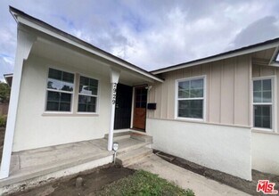 7929 Adoree St in Downey, CA - Building Photo - Building Photo