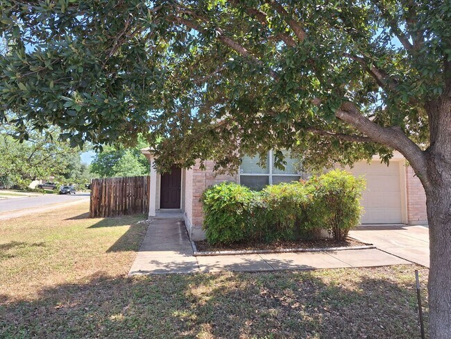 property at 11343 Saratoga Coach