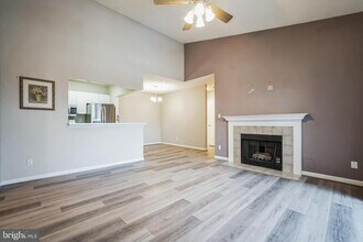20281 Beechwood Terrace-Unit -302 in Ashburn, VA - Building Photo - Building Photo