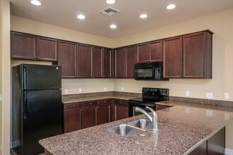 3316 E Orchid Ln in Gilbert, AZ - Building Photo - Building Photo