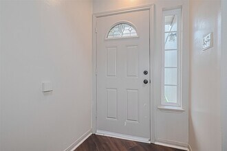 1940 E Allegro St in Houston, TX - Building Photo - Building Photo
