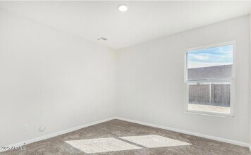 14311 S Redondo Rd in Arizona City, AZ - Foto de edificio - Building Photo