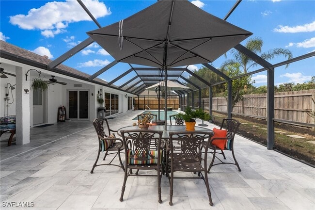 2467 Pinewoods Cir in Naples, FL - Building Photo - Building Photo